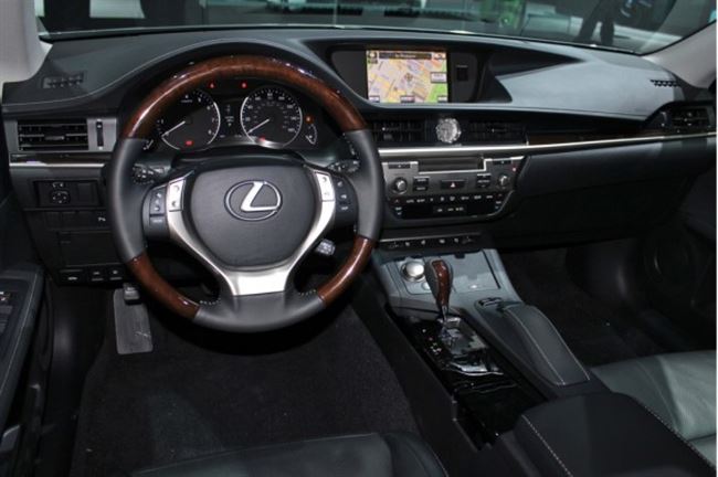 Технические характеристики Lexus ES V